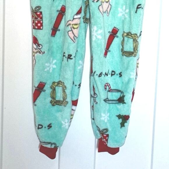 Friends Pajamas Womens Size Medium (8-10) One Piece Christmas Winter PJ’s - Picture 7 of 10